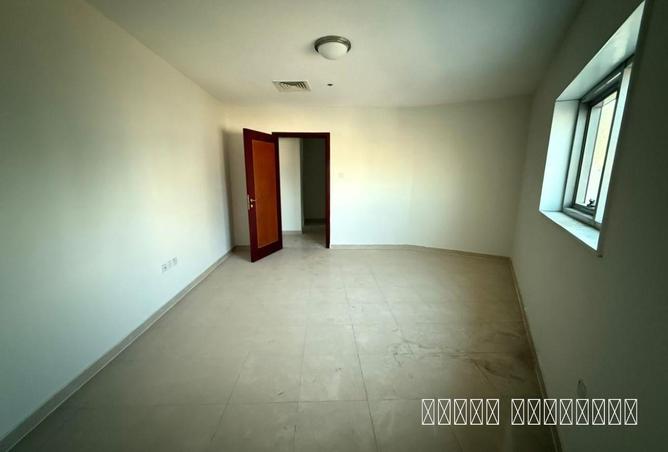 78194257 - Property Image 3