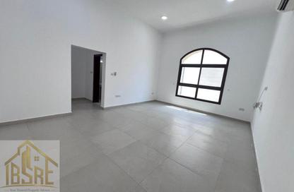 Apartment - 3 Bedrooms - 4 Bathrooms for rent in Madinat Al Riyad - Abu Dhabi