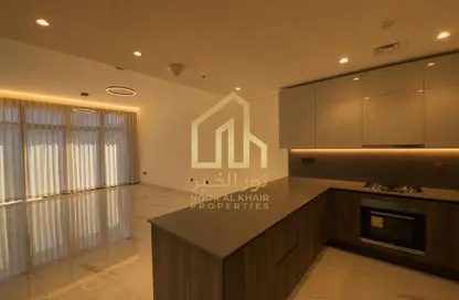 Apartment - 1 Bedroom - 2 Bathrooms for rent in Royal Regency - Business Bay - Dubai