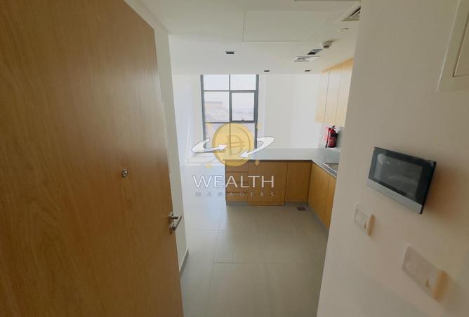 144624102 - Property Image 3