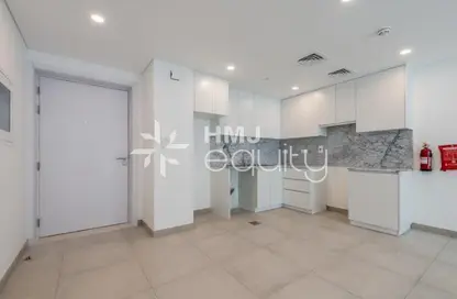 Apartment - 1 Bedroom - 1 Bathroom for sale in Lamtara 2 - Madinat Jumeirah Living - Umm Suqeim - Dubai