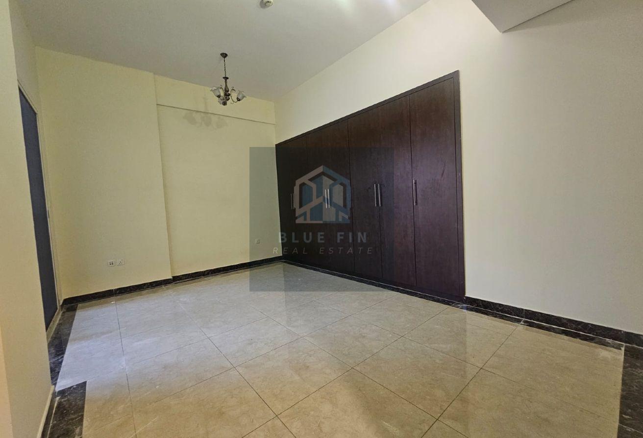 Unfurnished | Vacant Unit | Prime Location photo 3