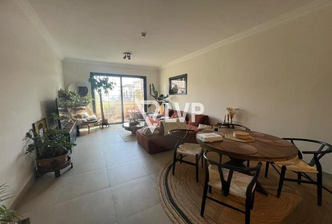 1BR + Store Room |Well Maintained |Community View