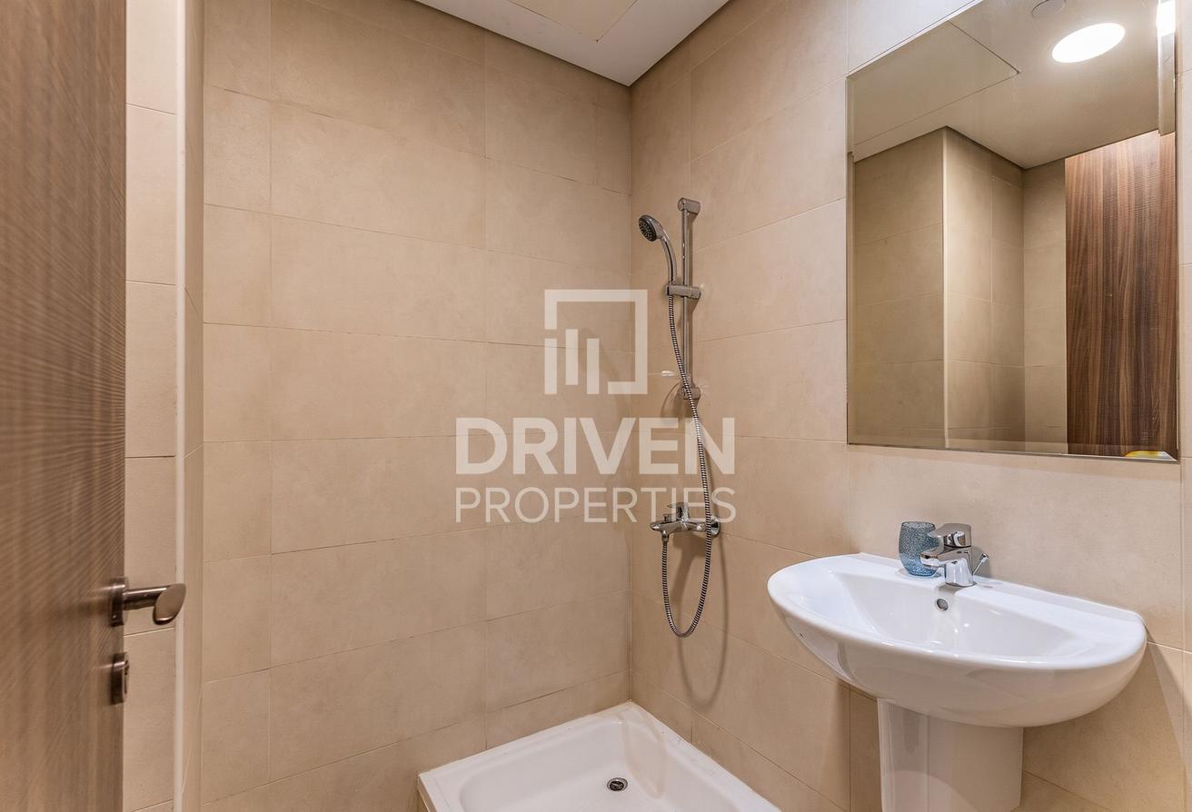 Elegantly Furnished | High Floor | Well Located photo 14