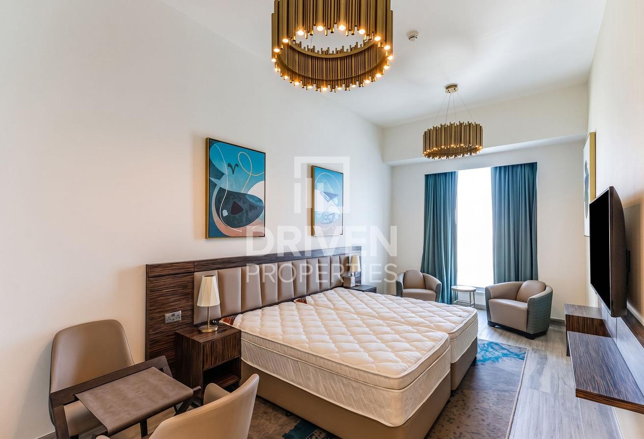 Elegantly Furnished | High Floor | Well Located photo 9