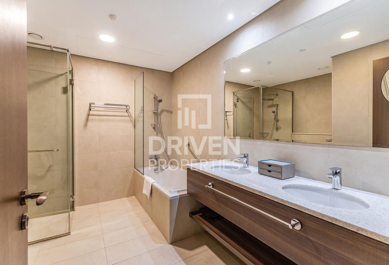 Elegantly Furnished | High Floor | Well Located photo 11