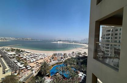 Apartment - 2 Bedrooms - 3 Bathrooms for rent in Al Das - Shoreline Apartments - Palm Jumeirah - Dubai