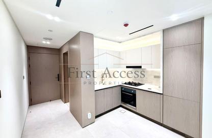 Apartment - 1 - 2 for rent in Binghatti Ivory - Dubai Healthcare City 2 - Al Jaddaf - Dubai