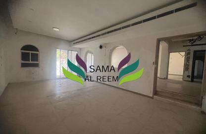 Villa - Studio - 4 Bathrooms for rent in Jumeirah 3 Villas - Jumeirah 3 - Jumeirah - Dubai