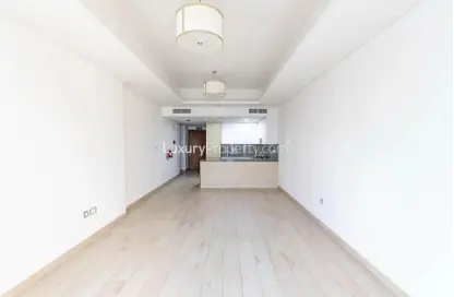 شقة - غرفة نوم - 2 حمامات للايجار في عزيزي مينا - نخلة جميرا - دبي