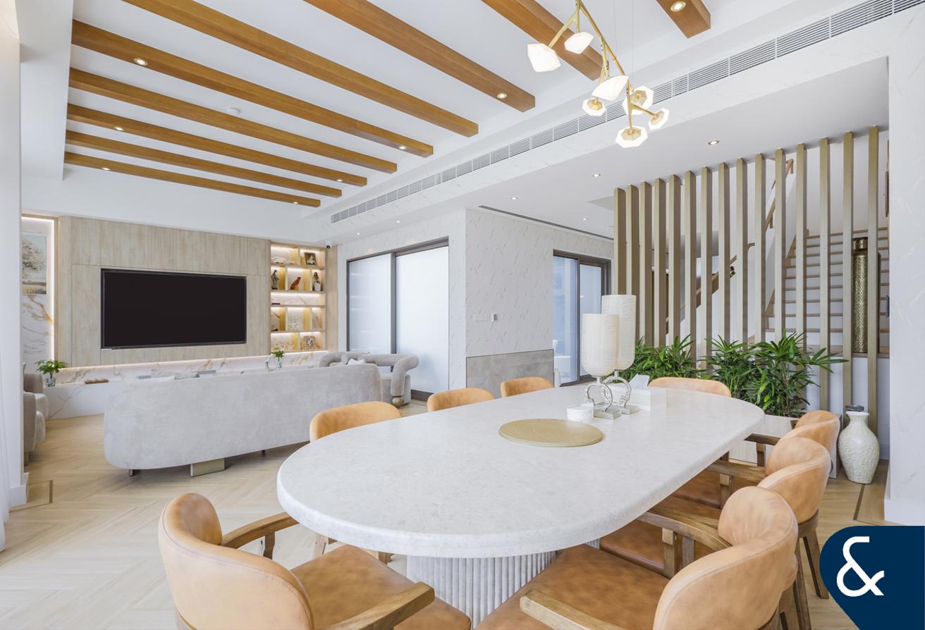 Exclusive | 5 Bed | Huge Corner Plot photo 7