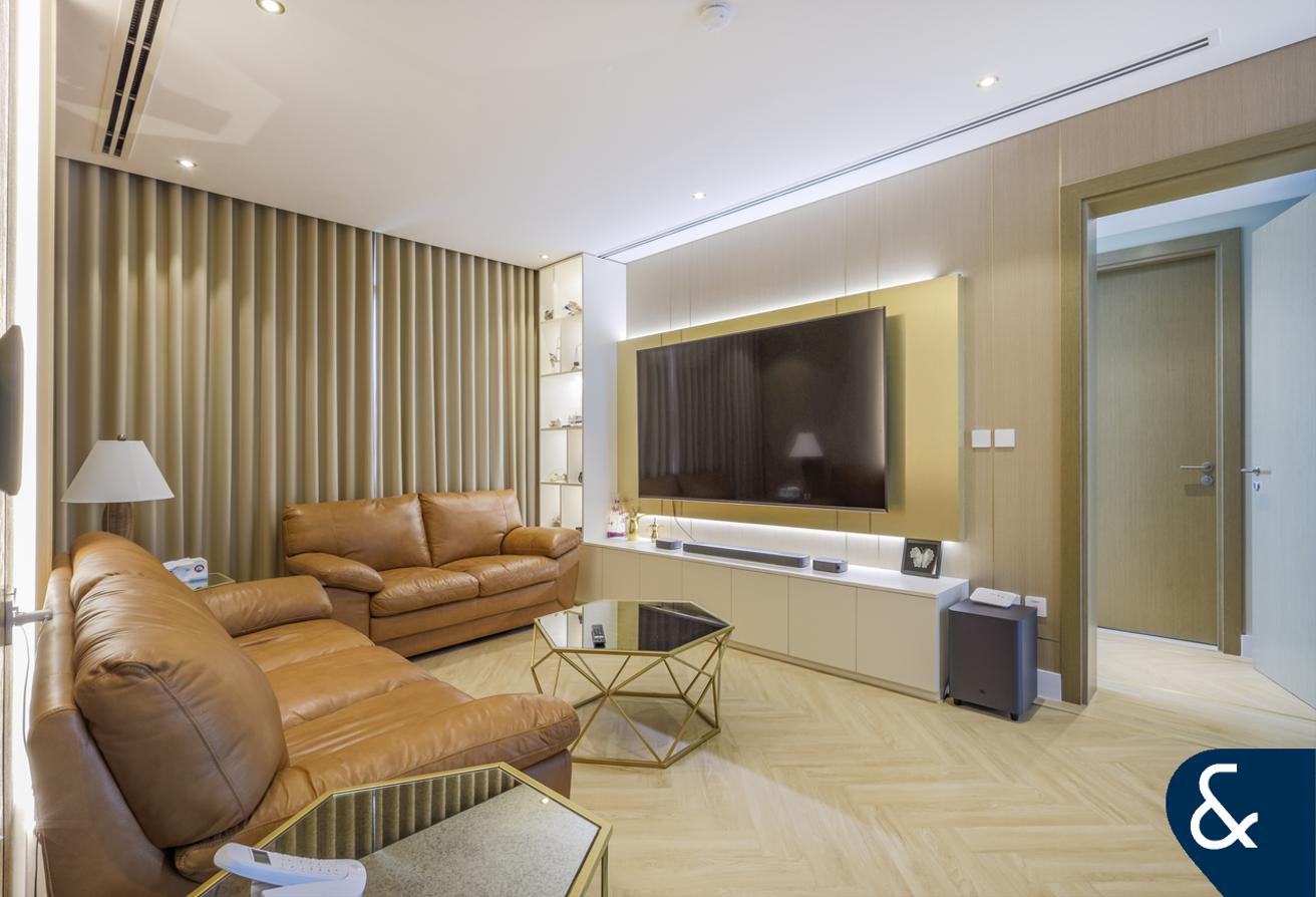Exclusive | 5 Bed | Huge Corner Plot photo 12