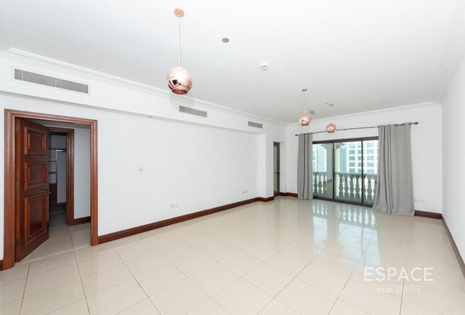 74237357 - صورة العقار 2