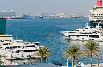 Apartment - 2 Bedrooms - 2 Bathrooms for sale in Seagate Building 1 - Seagate - Mina Rashid - Dubai