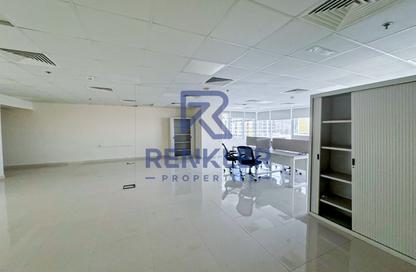 Office Space - Studio - 1 Bathroom for rent in Mazaya Business Avenue BB1 - Mazaya Business Avenue - Jumeirah Lake Towers - Dubai