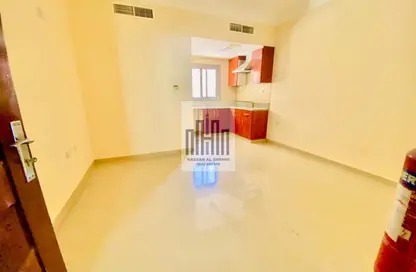 Apartment - Studio - 1 Bathroom for rent in Fire Station Road - Muwaileh - Sharjah