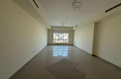 Apartment - 3 - 5 for rent in Al Majaz 1 - Al Majaz - Sharjah Apartment - 3 - 5 for rent in Al Majaz 1 - Al Majaz - Sharjah