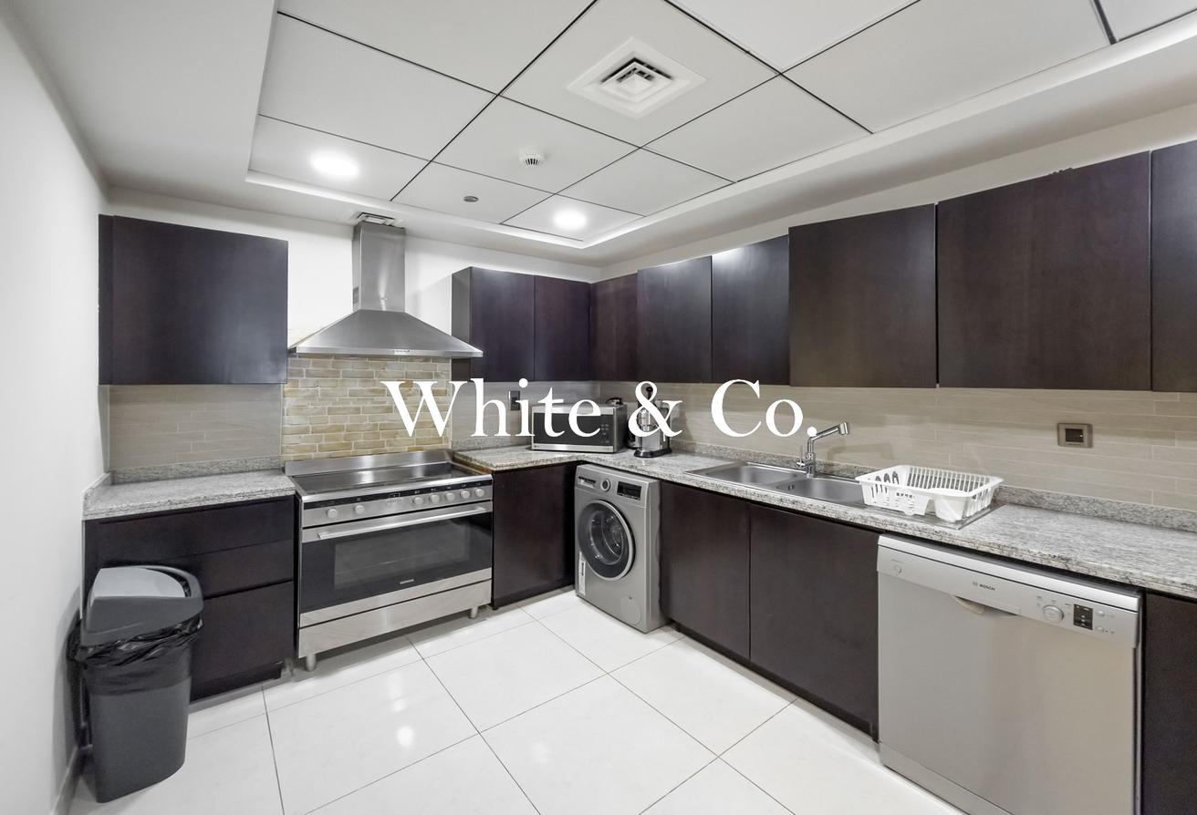Fully Furnished | Spacious | Beach Access photo 7
