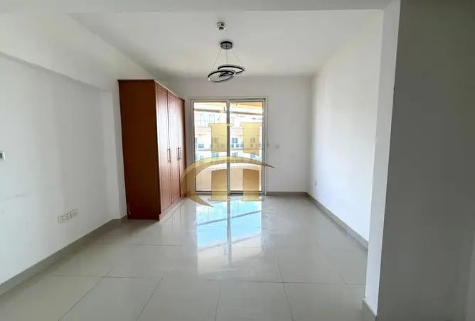 155508409 - Property Image 2