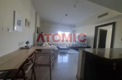 شقة - غرفة نوم - 2 حمامات للبيع في المساكن الحمراء - مدينة دبي الرياضية - دبي