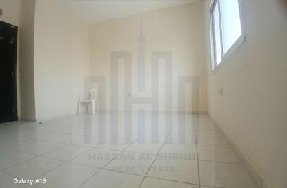 Apartment - Studio - 1 for rent in Muwailih Building - Muwaileh - Sharjah