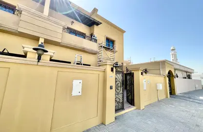 فيلا - 4 غرف نوم - 5 حمامات للايجار في الفلج - ضاحية الرقة - الشارقة