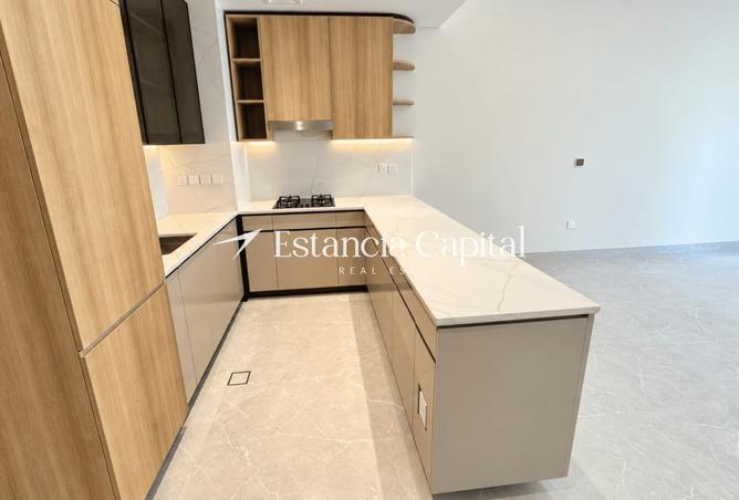 Brand New Pool View | White Goods - Best Amenities photo 3