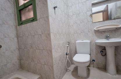 Apartment - Studio - 1 Bathroom for rent in Al Baraha - Deira - Dubai