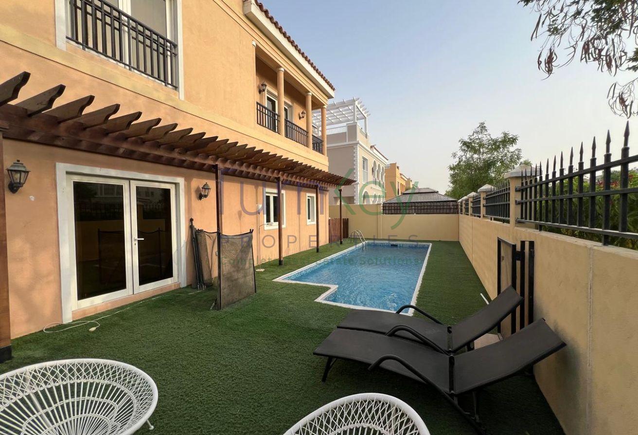 Upgraded Fully Furnished | 5 Bedrooms with Pool photo 26