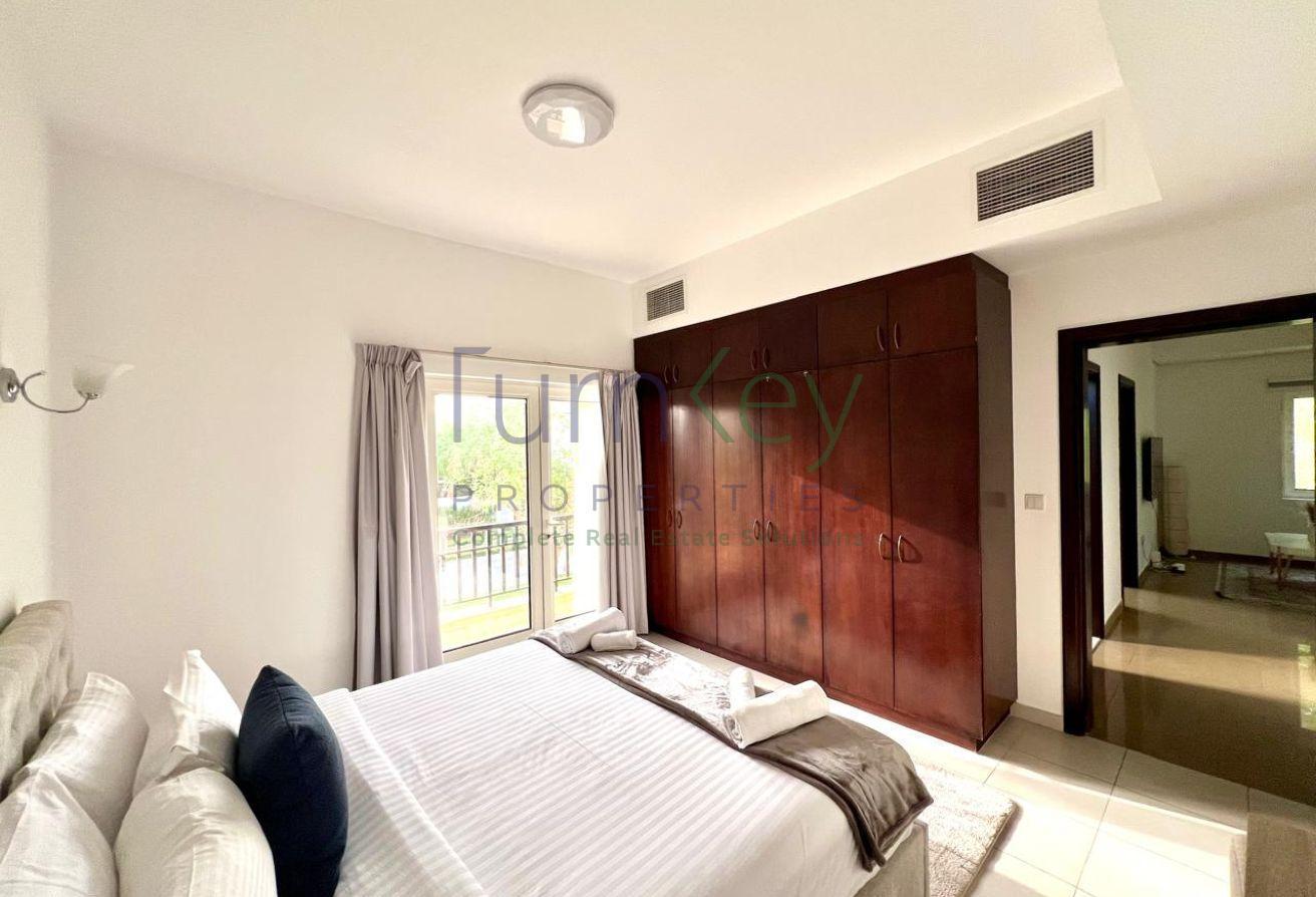 Upgraded Fully Furnished | 5 Bedrooms with Pool photo 14