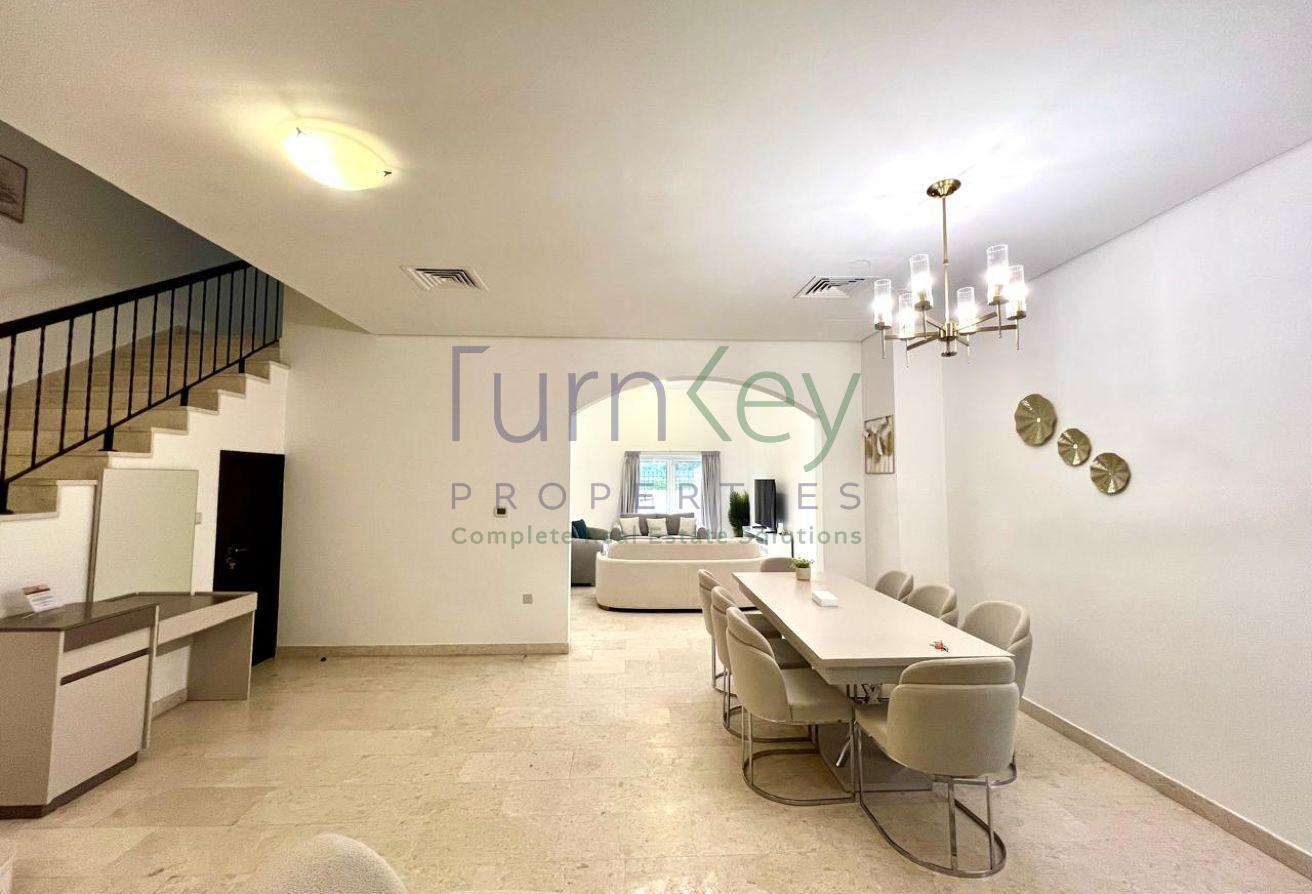 Upgraded Fully Furnished | 5 Bedrooms with Pool photo 9
