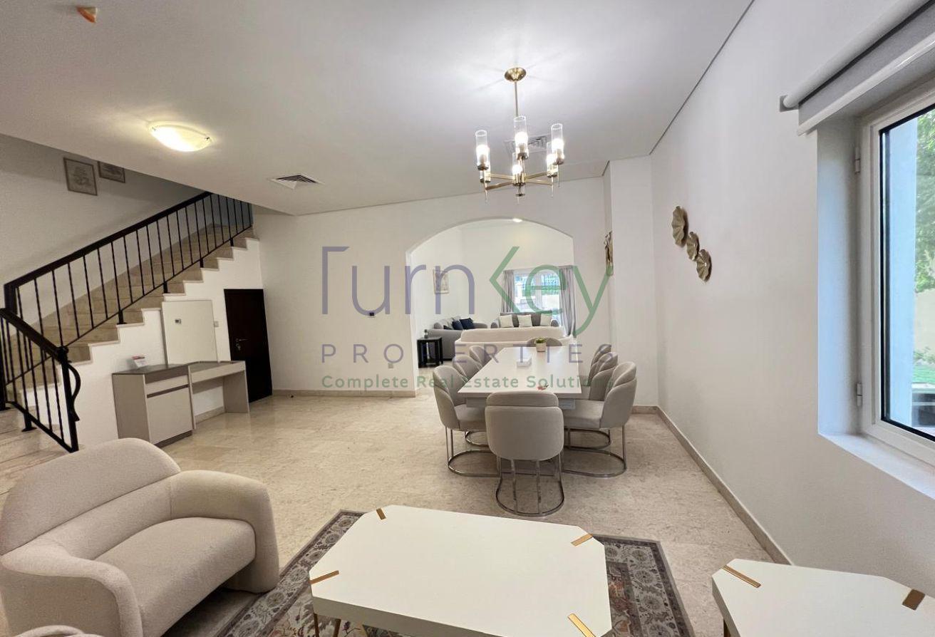 Upgraded Fully Furnished | 5 Bedrooms with Pool photo 7