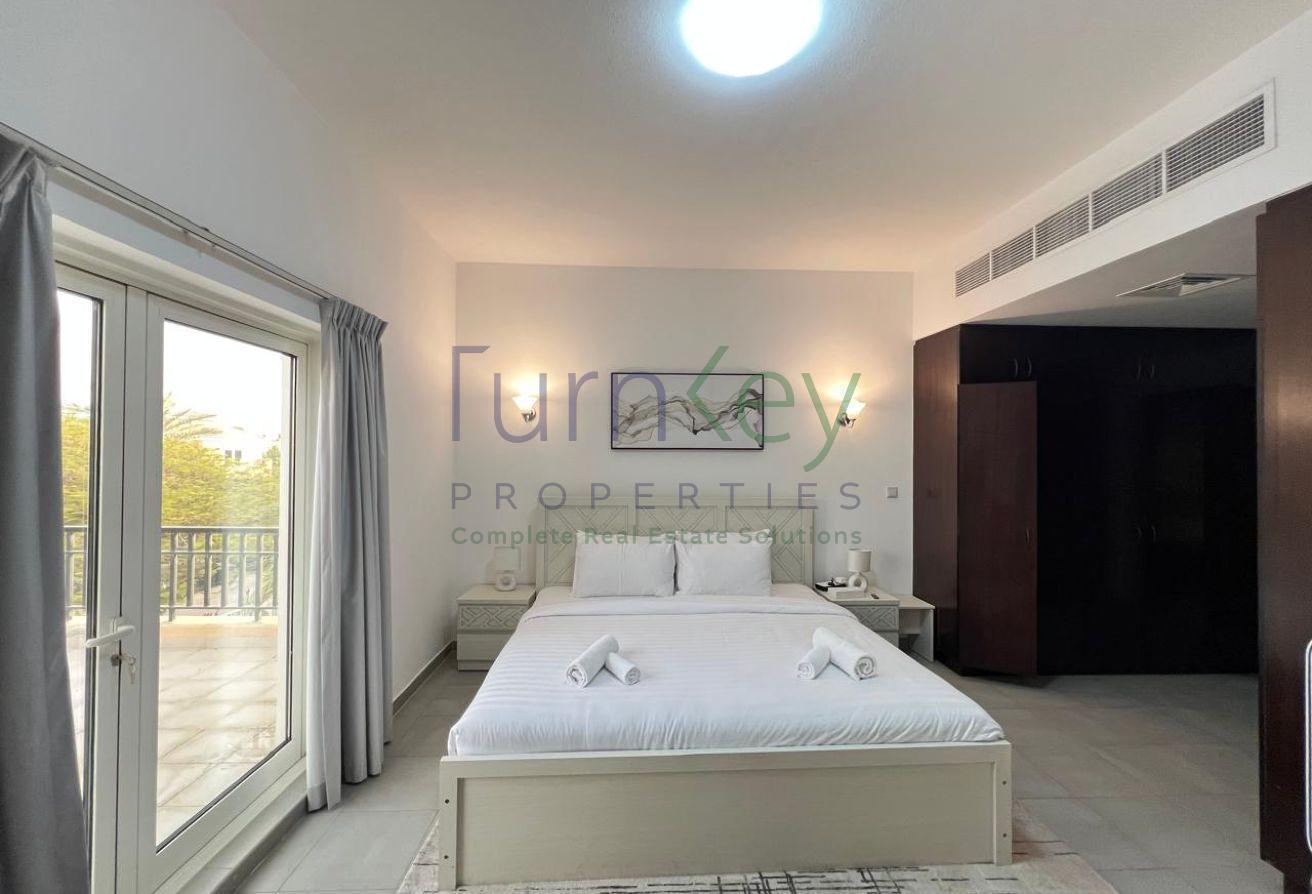 Upgraded Fully Furnished | 5 Bedrooms with Pool photo 20
