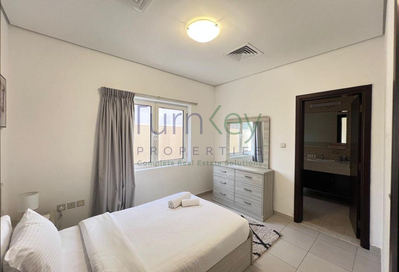 Upgraded Fully Furnished | 5 Bedrooms with Pool photo 12