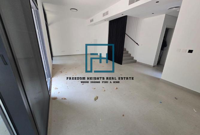84082501 - Property Image 3