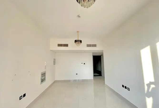 148651402 - Property Image 2