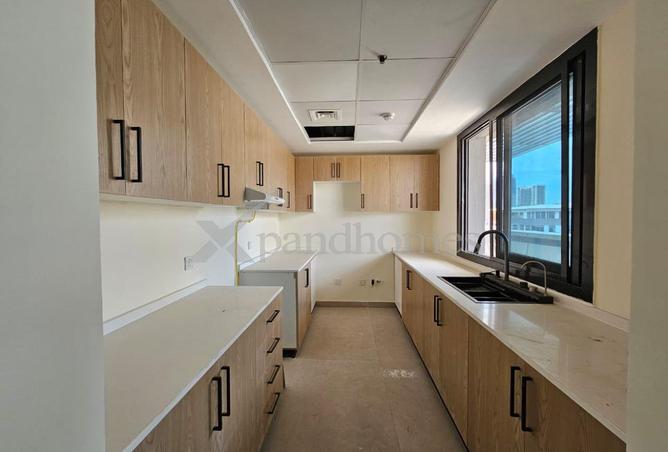 76575169 - Property Image 3