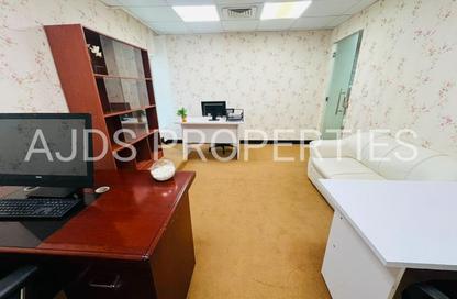 Office Space - Studio - 1 Bathroom for rent in Al Rostamani Building - Port Saeed - Deira - Dubai