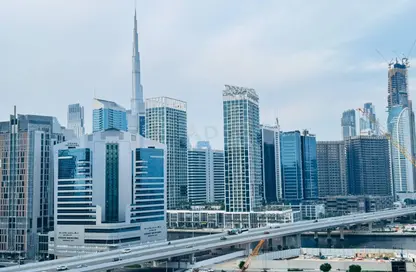 Apartment - 1 Bedroom - 2 Bathrooms for rent in SOL Bay - Business Bay - Dubai