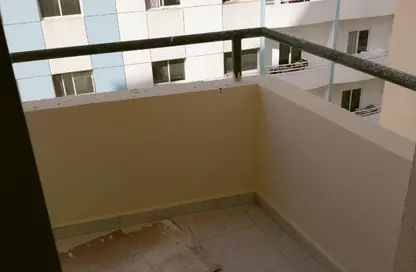 شقة - 3 غرف نوم - 3 حمامات للايجار في المحطة - القاسمية - الشارقة