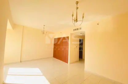 شقة - 1 حمام للايجار في 12B البحيرة - لاجون - ميناء العرب - راس الخيمة - رأس الخيمة