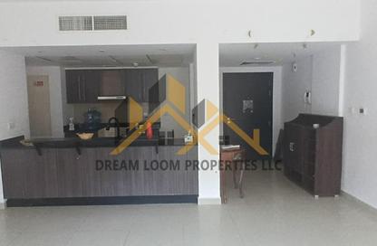 Apartment - 2 Bedrooms - 2 Bathrooms for rent in Tower 33 - Al Reef Downtown - Al Reef - Abu Dhabi