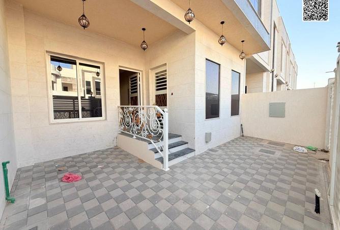 99140965 - Property Image 2
