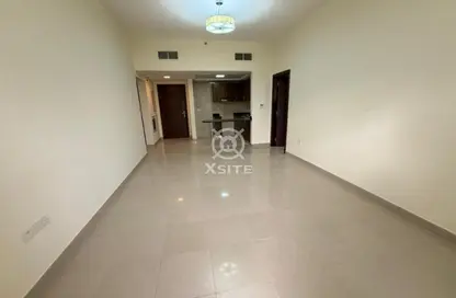 شقة - 2 غرف نوم - 3 حمامات للايجار في نرجس ريزيدينس - الضاحية 13 - قرية جميرا الدائرية - دبي