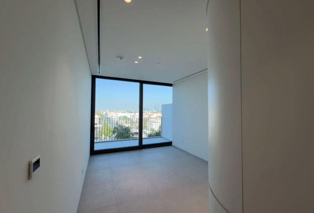 Brand New | Vacant | Burj Khalifa view photo 6