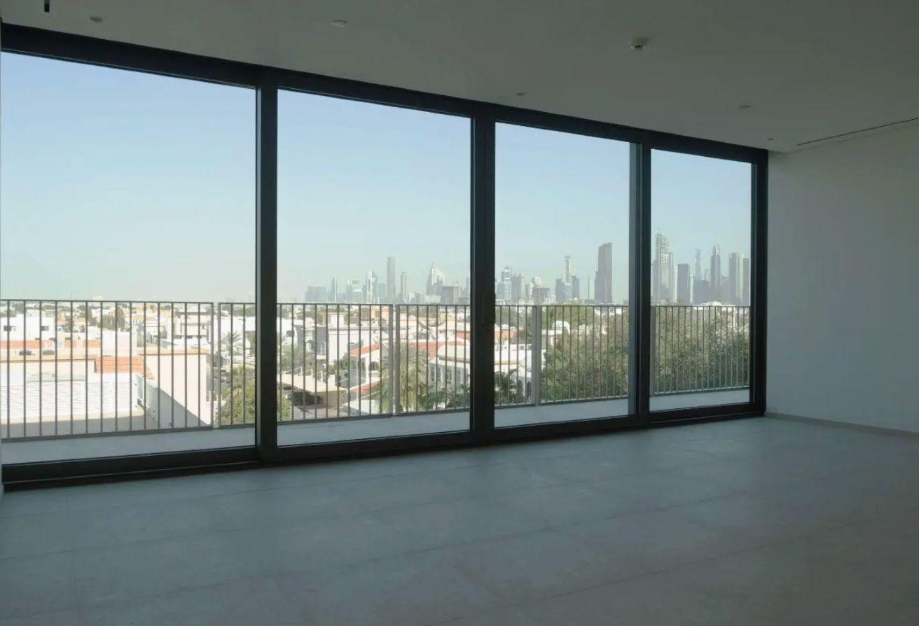 Brand New | Vacant | Burj Khalifa view photo 3