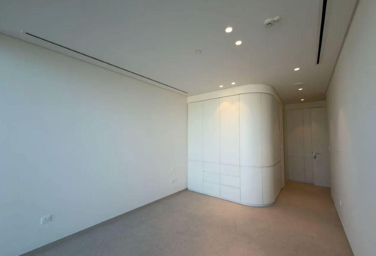 Brand New | Vacant | Burj Khalifa view photo 8