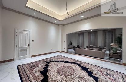 Villa - 5 Bedrooms - 7 Bathrooms for rent in Al Quoz 2 - Al Quoz - Dubai