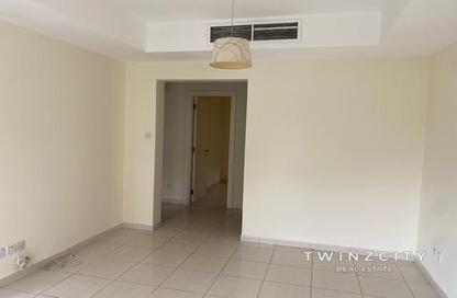 Villa - 2 - 2 for rent in Springs 7 - The Springs - Dubai