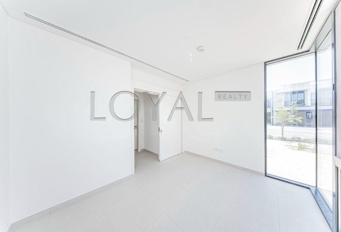 Good Location | Vacant | Community Expert photo 22